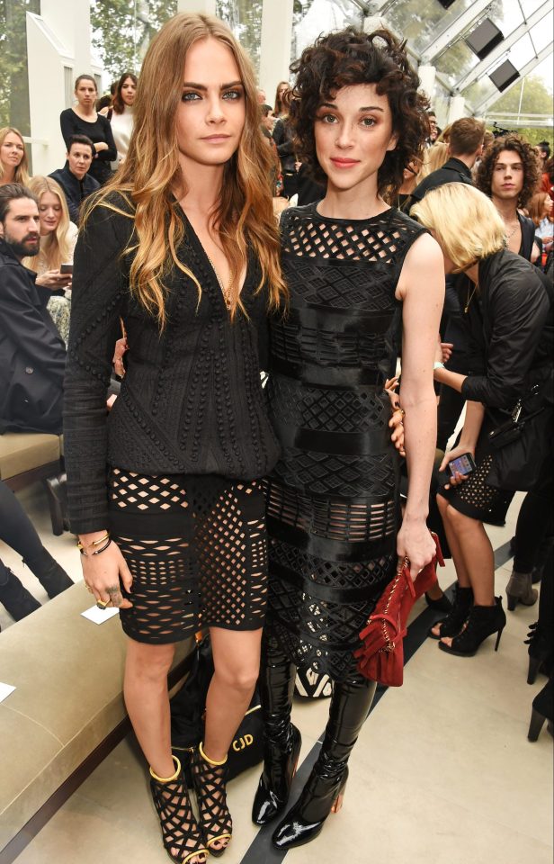 BESTPIX: Burberry Womenswear Spring/Summer 2016 - Front Row & Runway