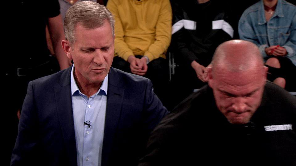  Cold Feet viewers were in stitches during tonight's season finale as Jeremy Kyle and security guard Big Steve made a surprise appearance