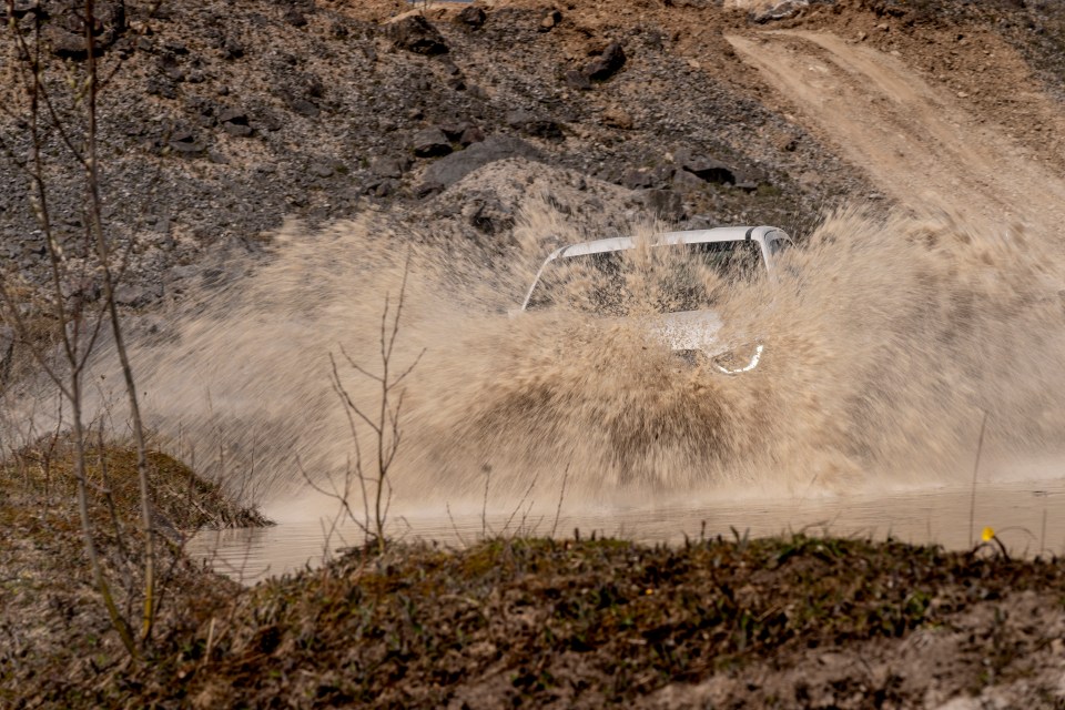 The D-Max has high/low ratio 4WD, rear diff lock, steel skid plates and can swim up to its elbows in filth