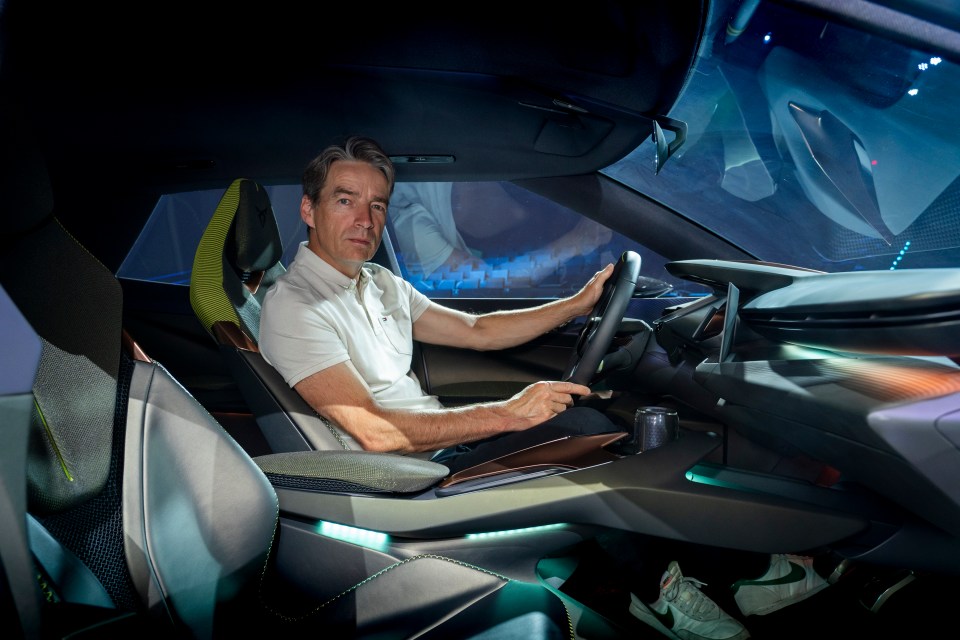It’s also front-wheel drive, powered by a 58kWh battery, and you’ll be able to pick from two versions: Performance or Long Range
