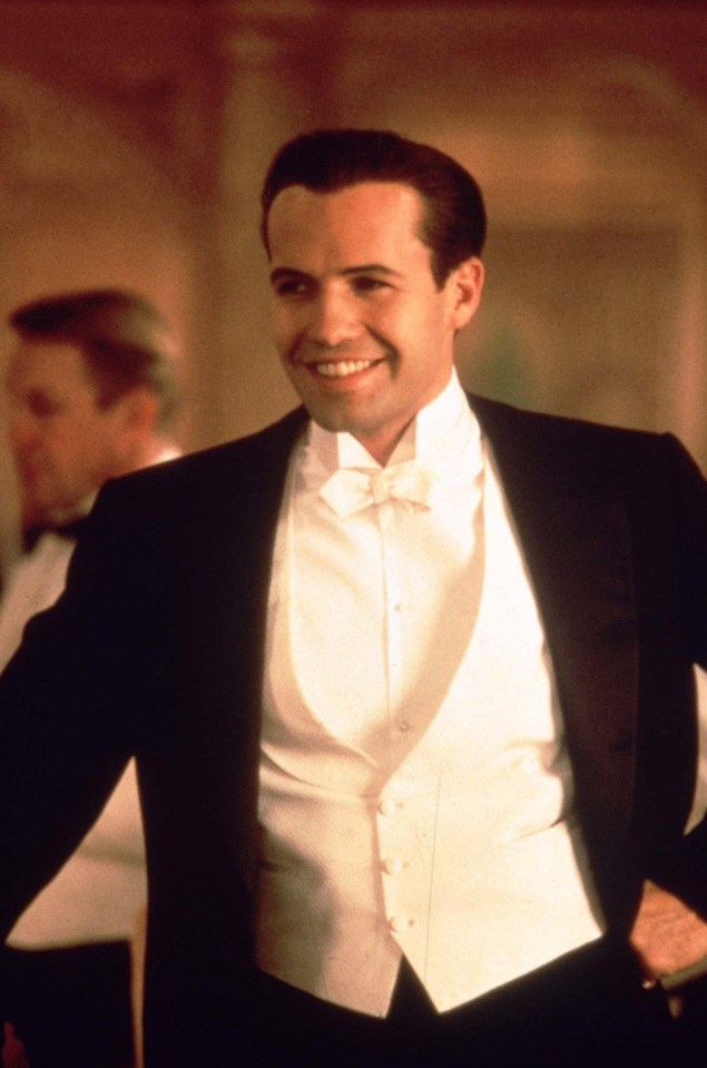a picture of a man in a tuxedo is on image.net