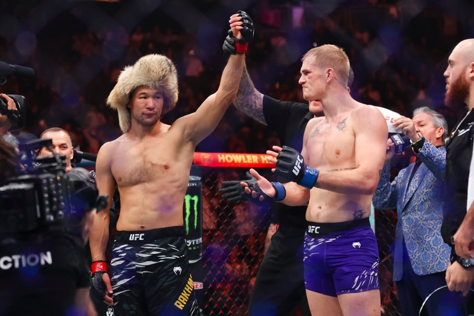 Shavkat Rakhmonov wins a UFC welterweight bout.