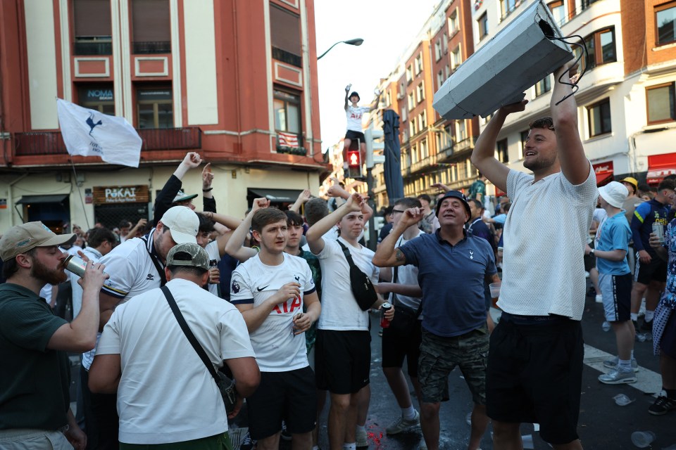 Tottenham Hotspur fans celebrating in Bilbao.