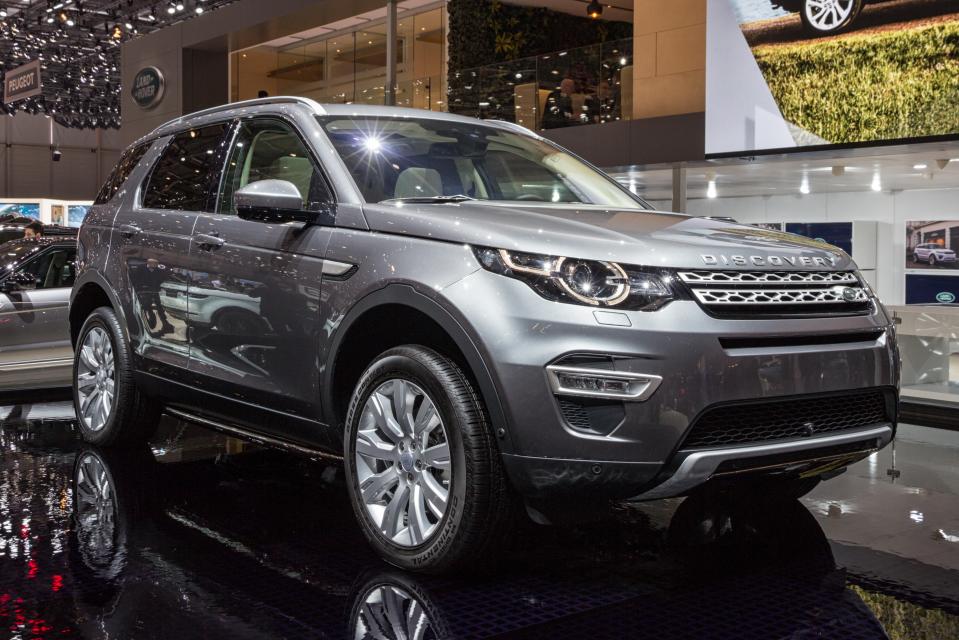 Land Rover Discovery Sport SUV.