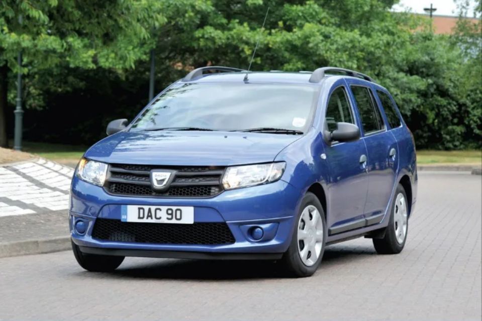 An image collage containing 1 images, Image 1 shows Dacia Logan MCV